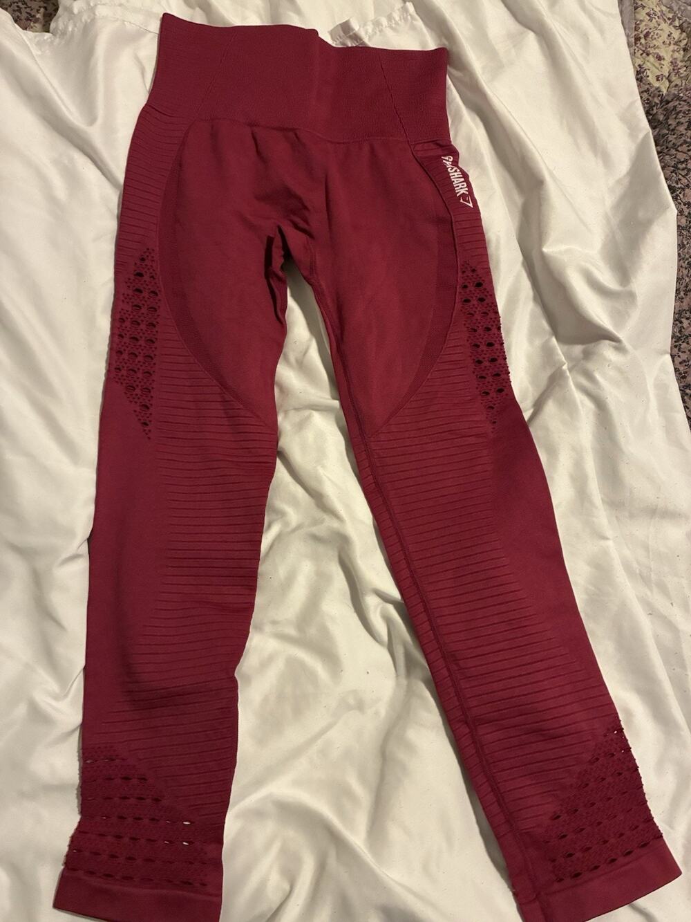 Gymshark Energy Seamless Cropped Leggings Red High Rise Workout Gym Yoga Small